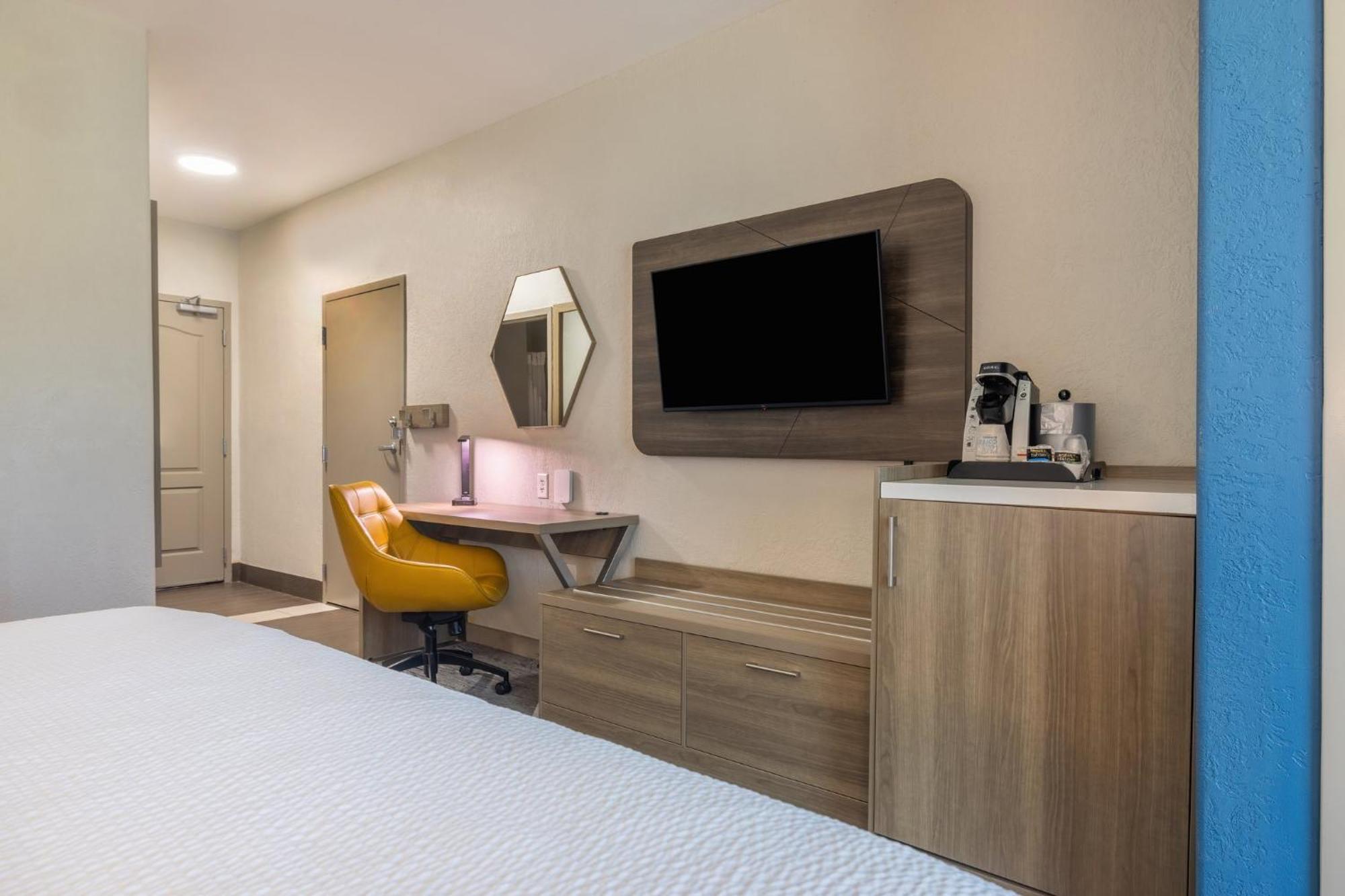 Holiday Inn Express & Suites Kansas City Airport By Ihg Εξωτερικό φωτογραφία