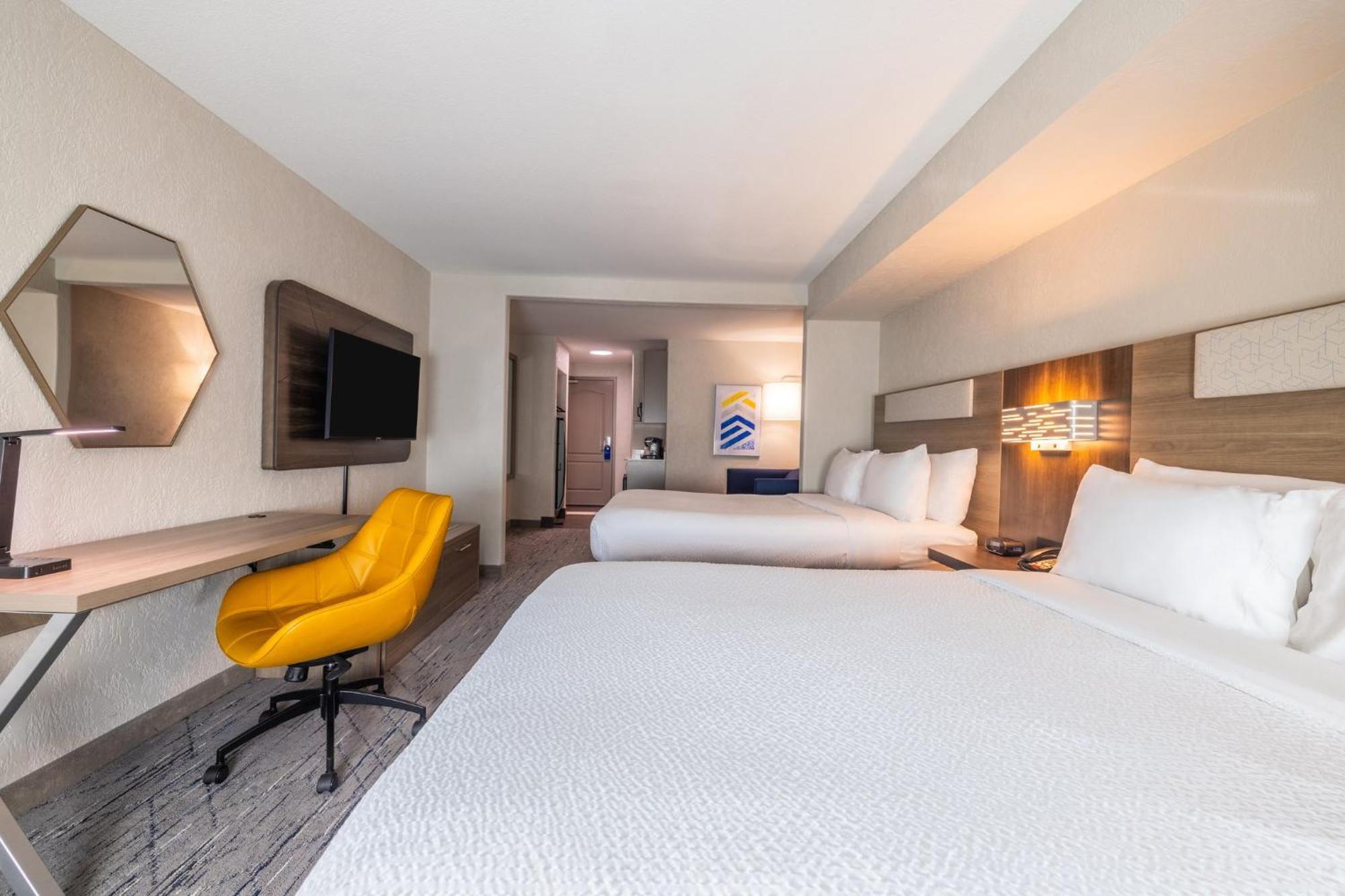 Holiday Inn Express & Suites Kansas City Airport By Ihg Εξωτερικό φωτογραφία