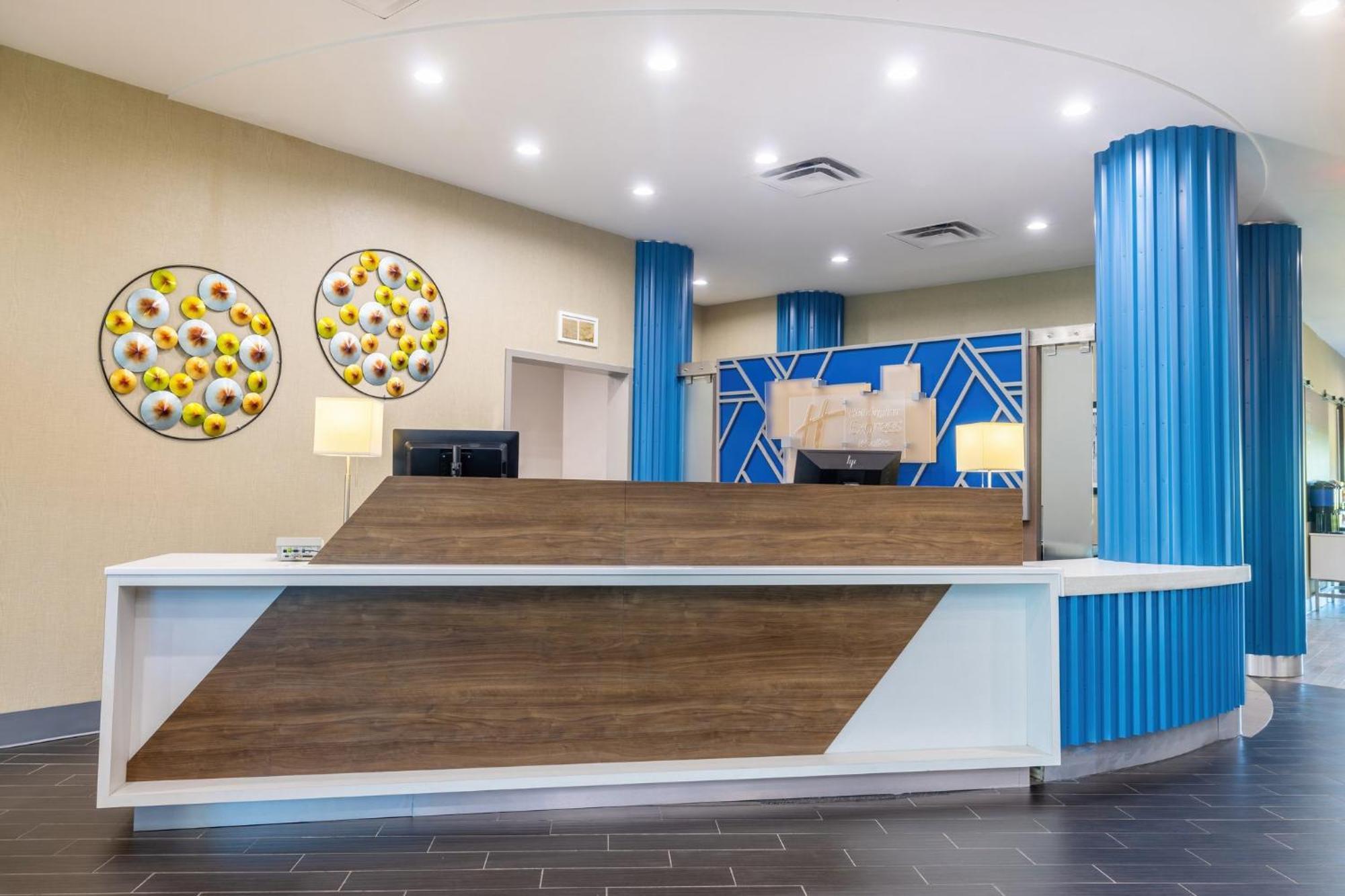 Holiday Inn Express & Suites Kansas City Airport By Ihg Εξωτερικό φωτογραφία